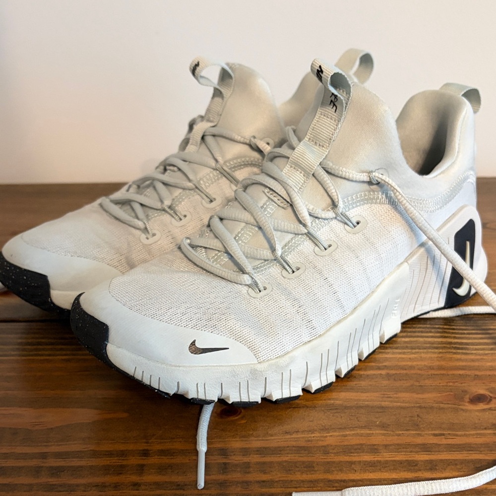 Women’s Nike MetCon Free